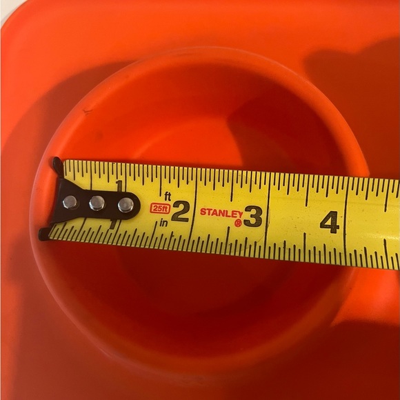 Orange Silicone Pet Bowl Matt (no-slip) - Picture 4 of 4